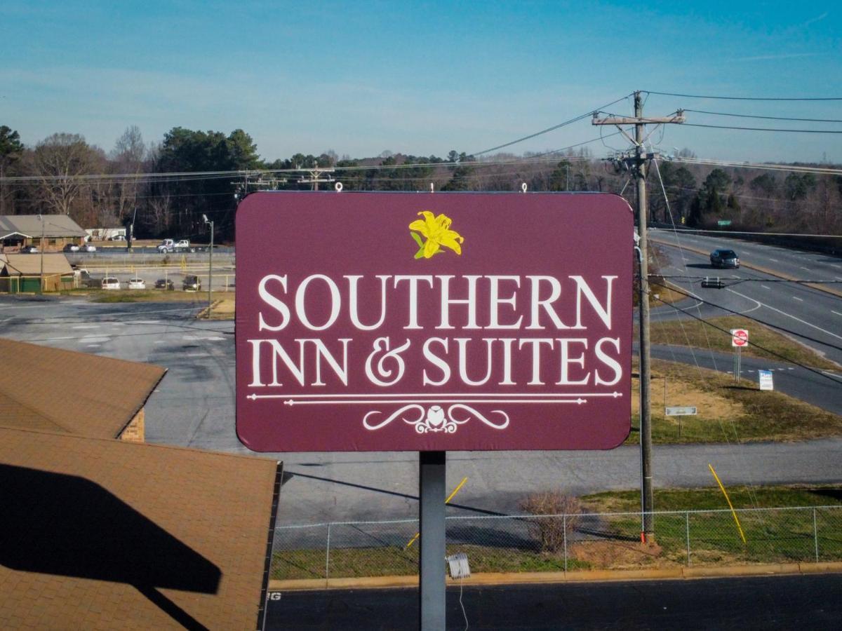 Southern Inn And Suites Spartanburg Exterior photo
